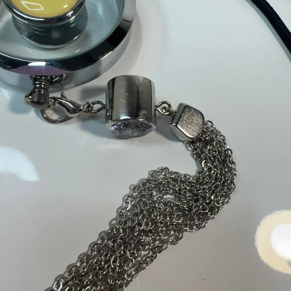 Audi Car‎ Auto Charm Freshener Tassel Handbag Purse Key Ring Keychain